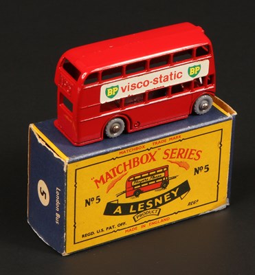 Lot 11 - Matchbox Regular Wheels 5b London Routemaster Bus "BP Visco-static" Stannard Code 11