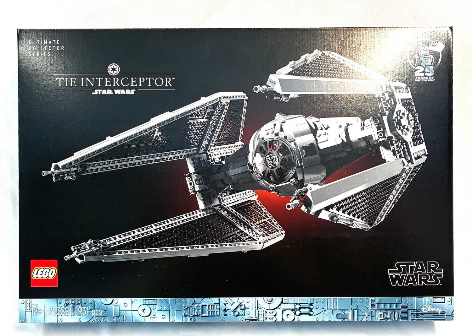 Lot 18 - Lego Star Wars set number 75382 UCS TIE Interceptor MISP