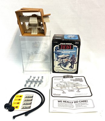 Lot 178 - Kenner Star Wars vintage Return of the Jedi Vehicle Maintenance Energizer MIB UNUSED