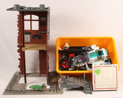 Lot 85 - Mixed Group of Loose Items.