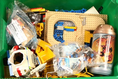 Lot 135 - Lego - Large Qty of Loose Components & Some Instruction Booklets.
