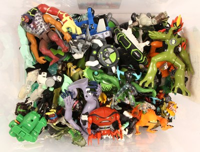 Lot 142 - Ben 10 Group of Loose Figures & Creatures.