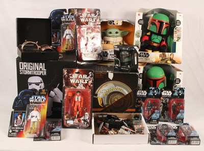 Lot 266 - Star Wars Modern Mixed Collectable Items.