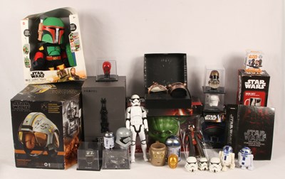 Lot 267 - Star Wars Modern Mixed Collectable Items.