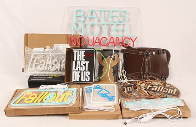 Lot 285 - Neon Style Lighting Units & Other Signage.