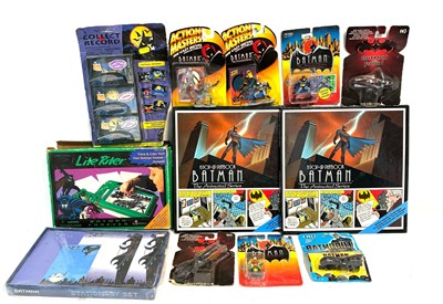 Lot 498 - Selection of Batman Collectables