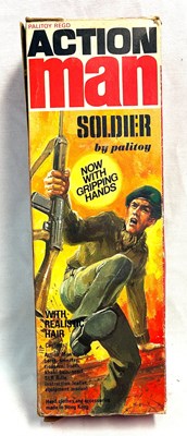 Lot 80 - Palitoy vintage Action Man Soldier (1975) Flock Head brown Hair, Gripping Hands MIB