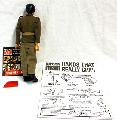 Lot 80 - Palitoy vintage Action Man Soldier (1975) Flock Head brown Hair, Gripping Hands MIB